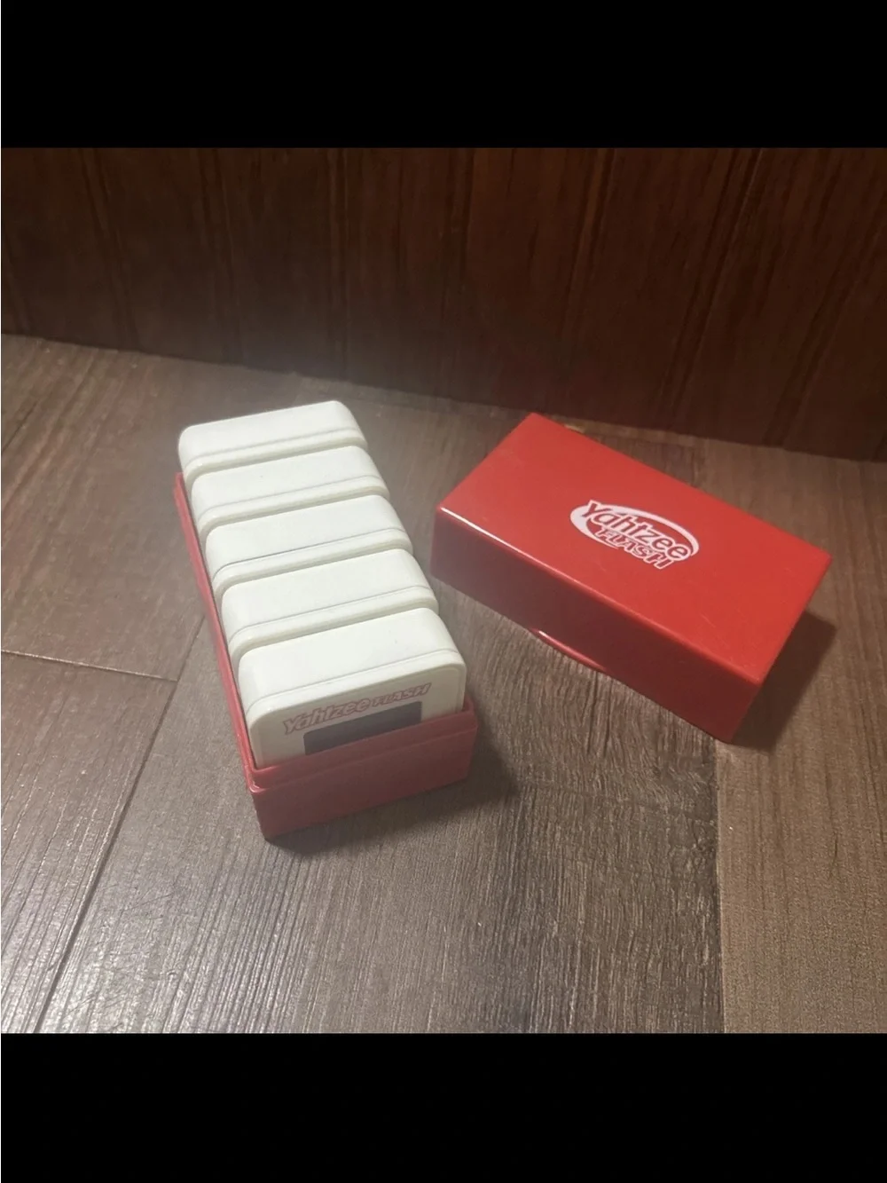Yahtzee Flash Red Game Box